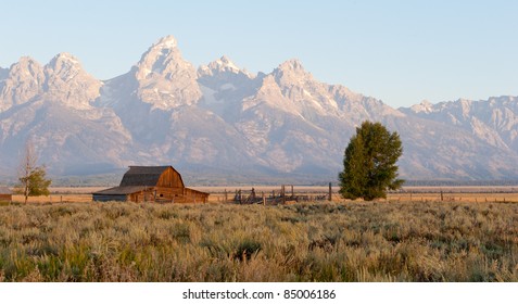 48,230 Barn Mountains Images, Stock Photos & Vectors | Shutterstock