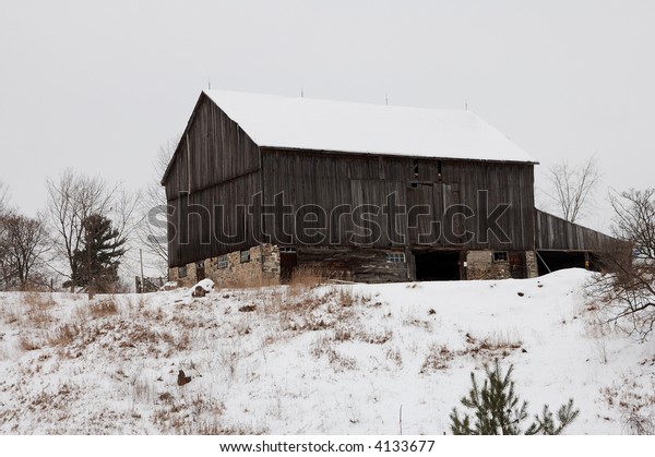 Old Barn Winter Scene Western Ontario Stock Photo Edit Now 4133677