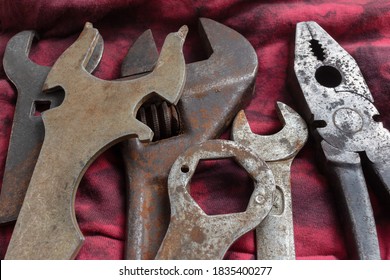 45,832 Red wrench Images, Stock Photos & Vectors | Shutterstock