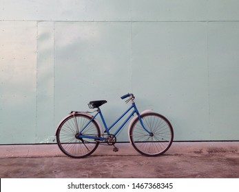 Old bicycle for old school - Shutterstock ID 1467368345