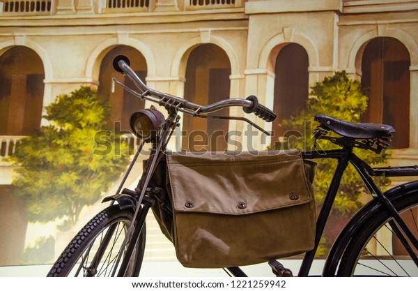 vintage bicycle bag