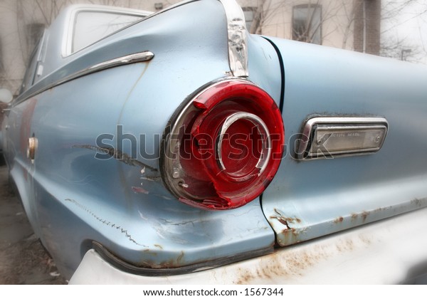 Old blue car from the\
sixties
