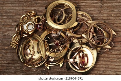 Old And Broken Jewelry, Coins, Watches Of Gold And Gold-plated 