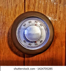 Old thermostat alu 7250
