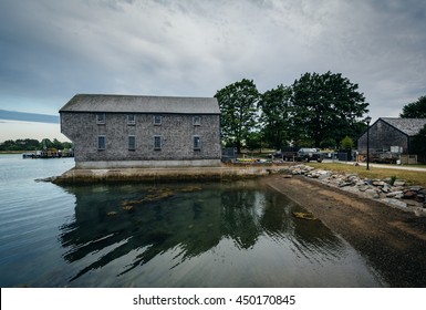 Old building along the Piscataqua River, in Portsmouth, New Hampshire.