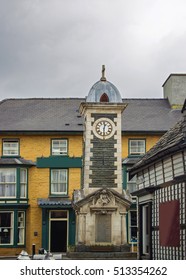 Old Building Architecture In Brecon, Town At Brecknockshire In Brecon Beacons In Wales Of The United Kingdom.