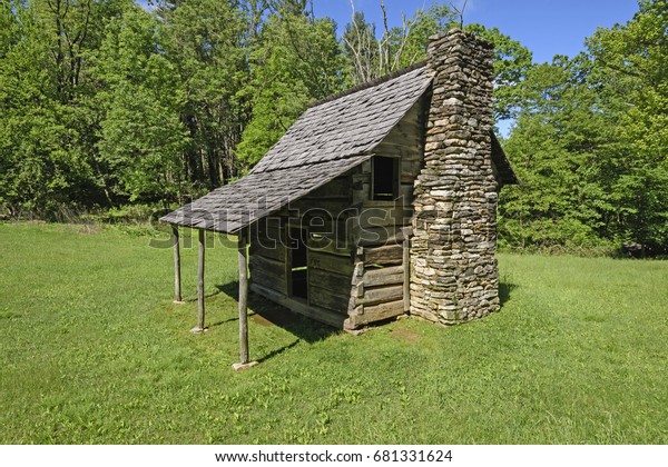 Old Cabin Mountains Along Blue Ridge Stock Photo Edit Now 681331624