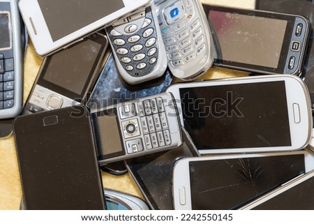 Old cell phone collection - recycling of valuable raw materials from smartphones