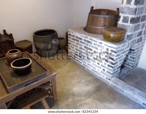 old kitchen set