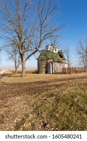 Old Corn Crib In Open Field.  Bureau County, Illinois, USA