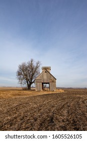 Old Corn Crib In Open Field.  Bureau County, Illinois, USA