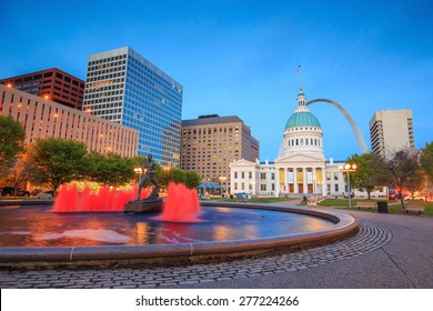 Old Courthouse In Downtown St. Louis.