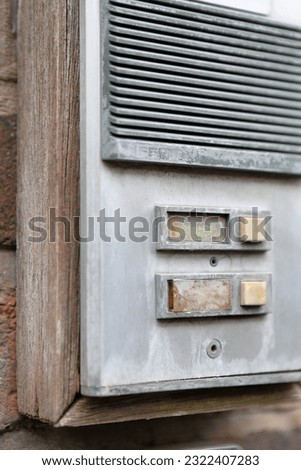 An old door bell intercom
