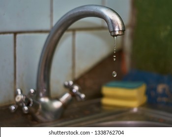 Dripping Bathtub Faucet Stock Photos Images Photography
