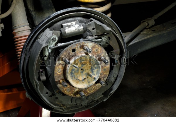The Old drum\
brakes.