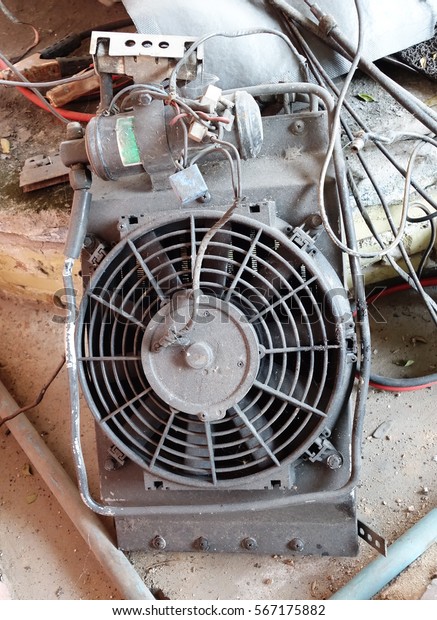 old electric fan\
car