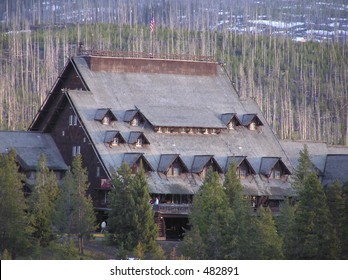 Old Faithful Inn 01