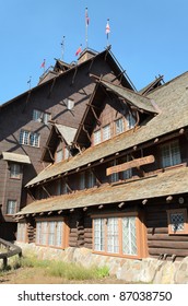 Old Faithful Inn