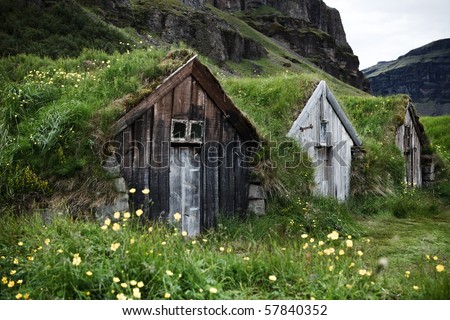 Old farm at Kalfafell - Iceland