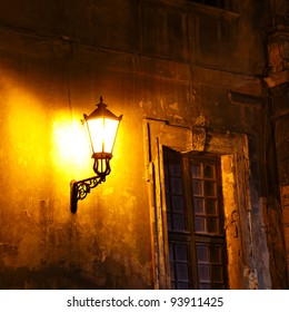 Old Fashioned Street Light