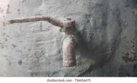 Old Faucet, Old Surface