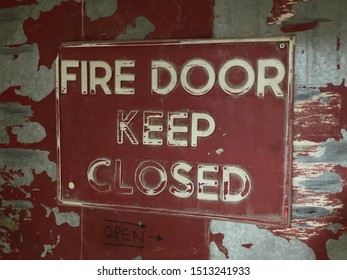 Keep Door Closed Images Stock Photos Vectors Shutterstock