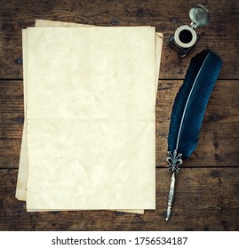 Old Fountain Pen, And Old Paper Blank Sheet And Vintage Inkwell On Wooden Desk In The Old Office . Retro Style. Conceptual Background On History, Education, Literature Topics.