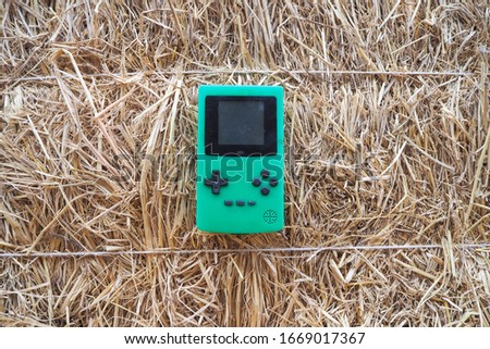Old gameboy from every angle