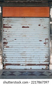 Old Garage Commercial Business Shop Point Roller Door Shutter Texture Background A Long Time Ago Have Painted In White Paint With Elements Of Corrosion And Rust