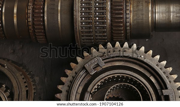 
old gear, gearbox,
bearing, gear wheel