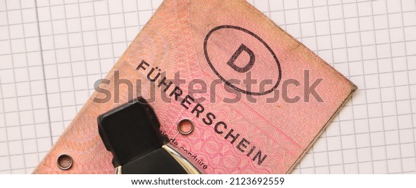 an old german driver's license with the word
