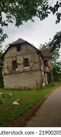 Old Hause On The Countryside 