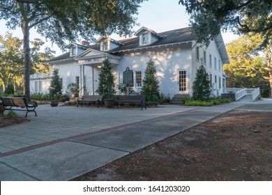 Old Historic Town Hall Building In The Center Of Of Windermere Floria On February 8,2020