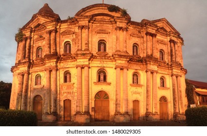 98 Taal monument Images, Stock Photos & Vectors | Shutterstock