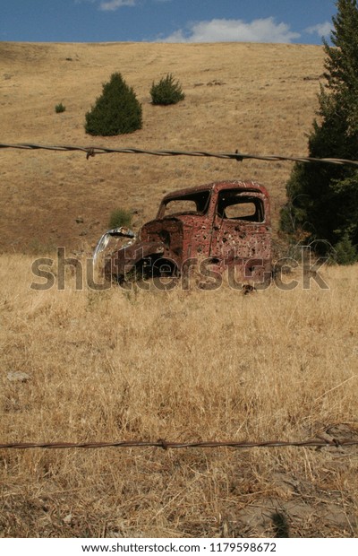 Old Home Red\
Truck
