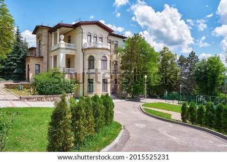 Old house with a park in Pyatigorsk