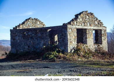 Old Inn On The Mountain