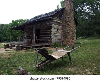 Old Log House 1900 Hundrets Stock Photo 79594990 | Shutterstock