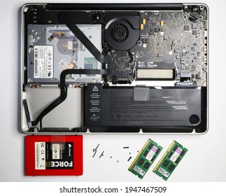 Old Macbook Pro 2012 Internal Parts For Repair (Hard Disk And Memory Card Replacement)