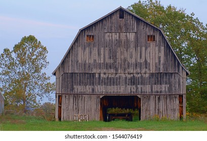 Old Mail Pouch Barns in Indiana