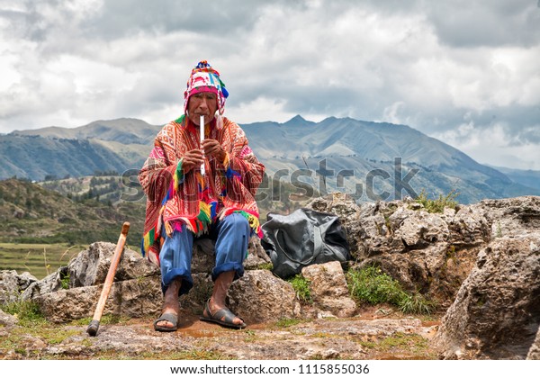 quechua poncho