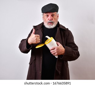 Old Man In A Trench Coat Is Offering To Sell Sanitary Wipes At Exorbitant Prices.
Crooked Old Man Profiteering By Selling Disinfecting Wipes On The Black Market.