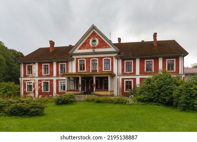 An Old Manor Paunkula In Estonia