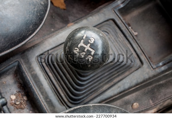  old manual
gearbox