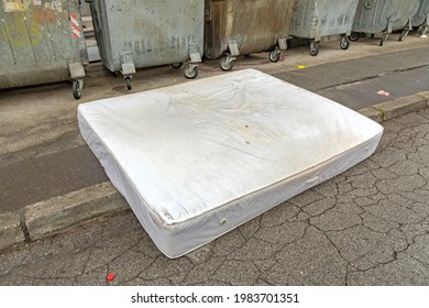 Old Mattress Illegal Dump At Street Environmet TProblem