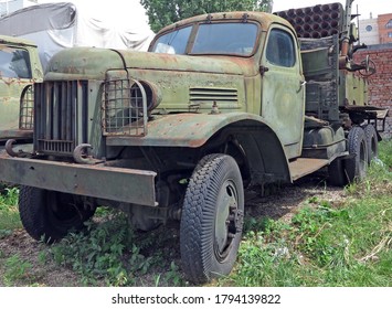 Old Military Truck ZIS , Rusty

