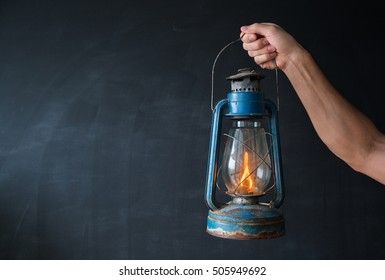 Hand lantern