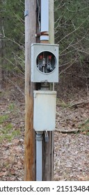 Old Open Electrical Box Connection On Pole 