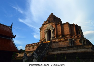 Old Pagoda Architecture Lanna at Wat Chedi Luang Chiangmai, Northern, Thailand.