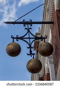 Old Pawn Brokers Sign Of 3 Brass Balls